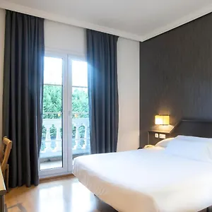 Hotell Urdanibia Park, Irun